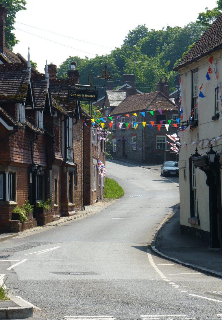 Looking up High Street in East Ilsley from Compton Road